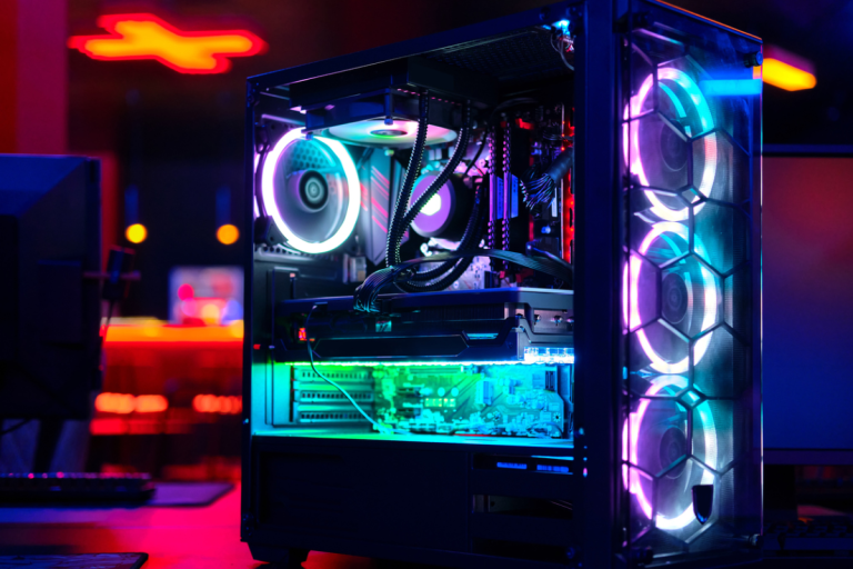 The Ultimate Guide to Selecting a PC for Gaming in 2025